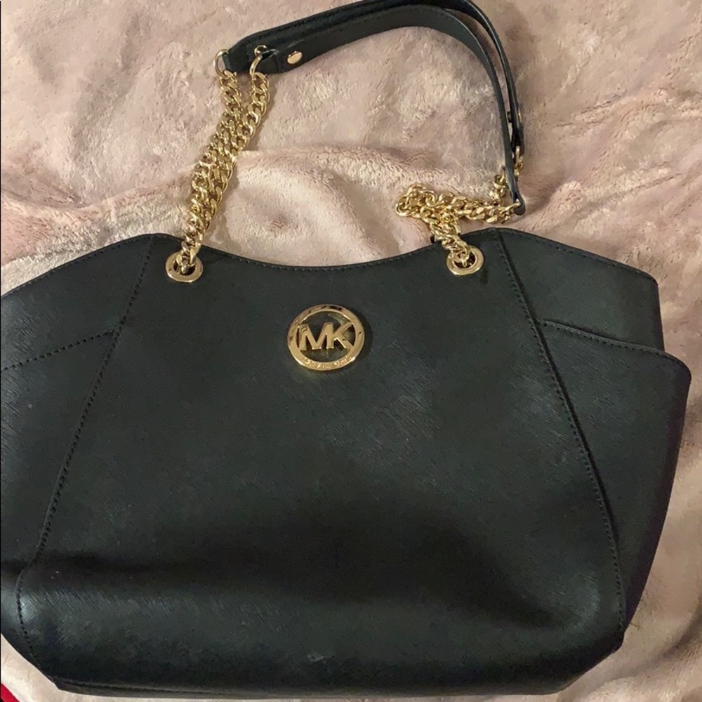 Michael Kors purse. Barely used